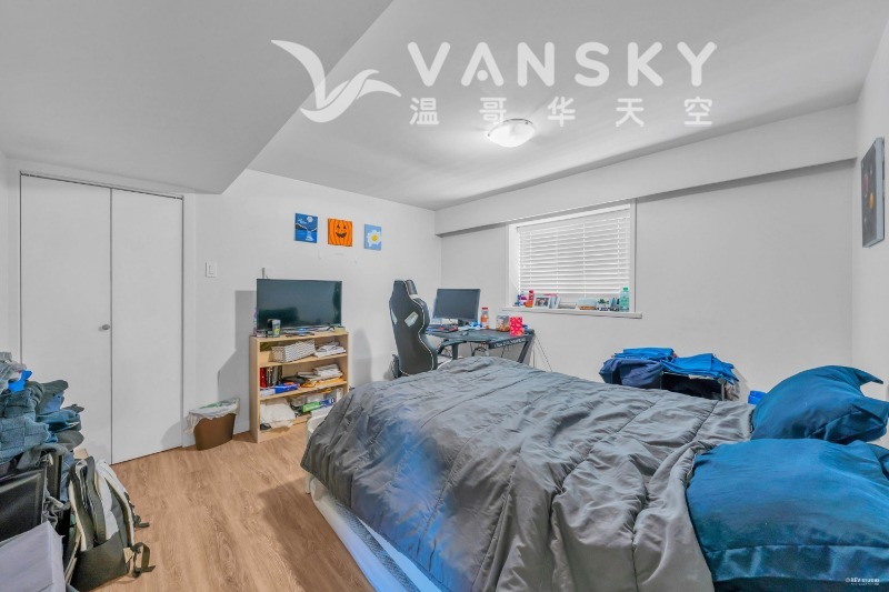 241114092940_Room 2.jpg